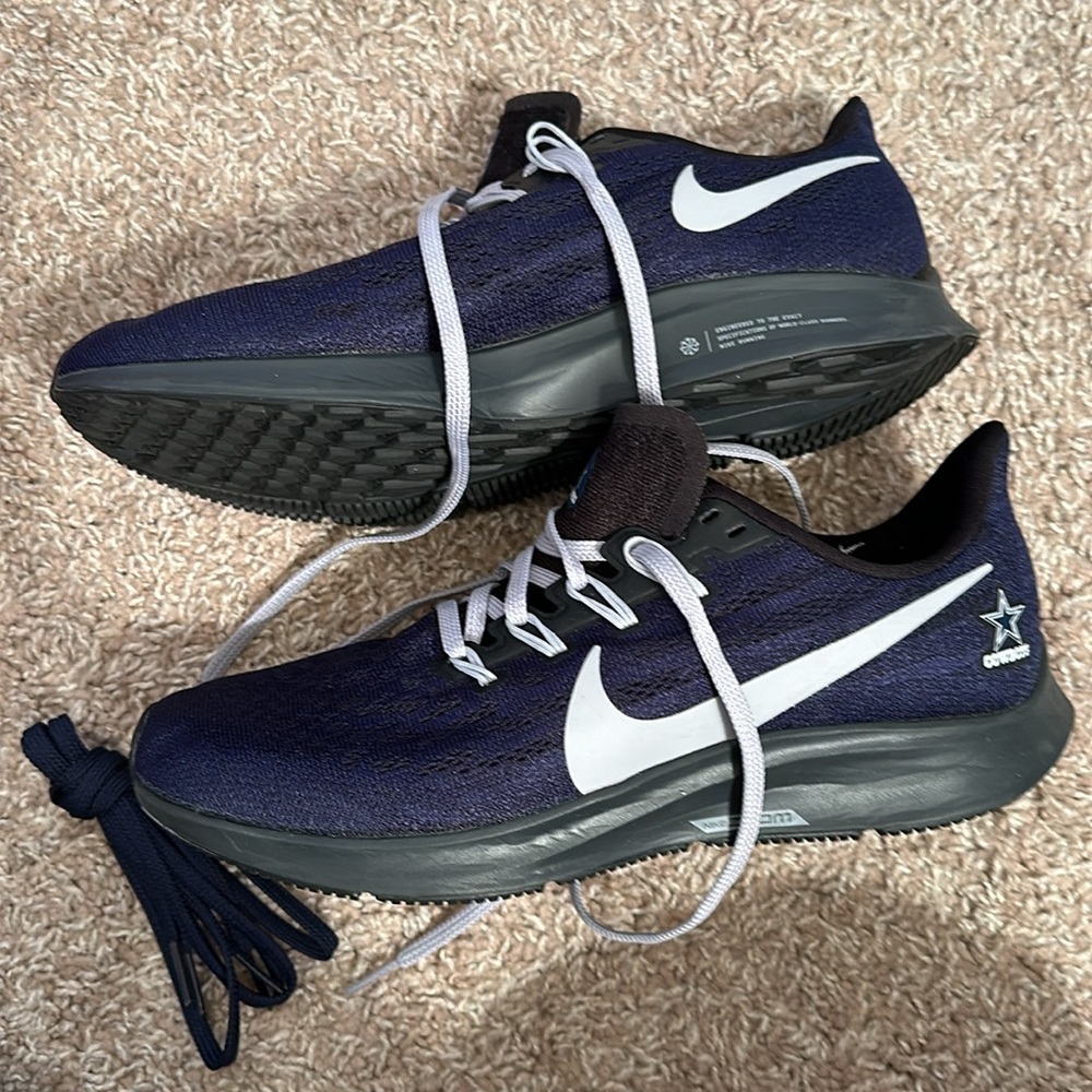 Nike Dallas Cowboys tennis shoes